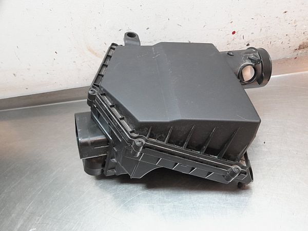 Air filter VOLVO V60 II (225, 227)