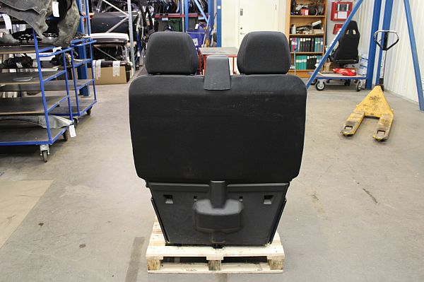 Front seats - 4 doors IVECO DAILY VI Platform/Chassis