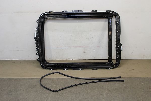 Brugt Volvo Xc40 - Soltag - original - Autoparts24