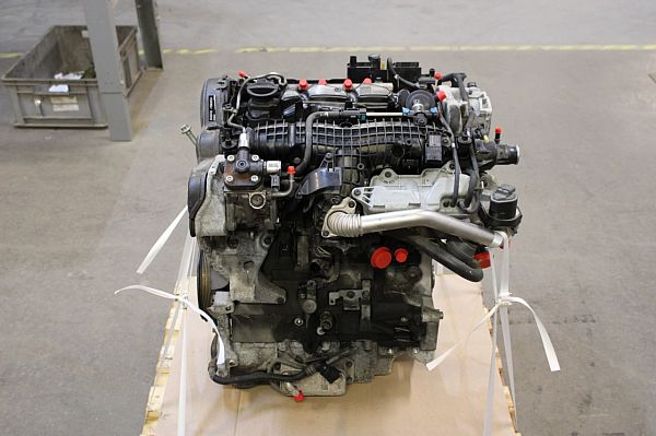 Motor VOLVO V40 Hatchback (525, 526)