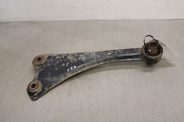 Bærearm bag TOYOTA AURIS (_E18_)