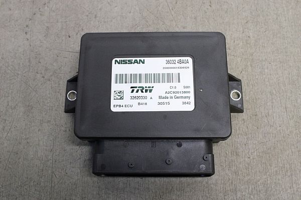 Parkeringsbremsemodul / styrboks (EPB) NISSAN QASHQAI II SUV (J11, J11_)