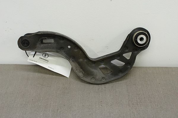 Wahacz – tylny górny MERCEDES-BENZ A-CLASS (W176)