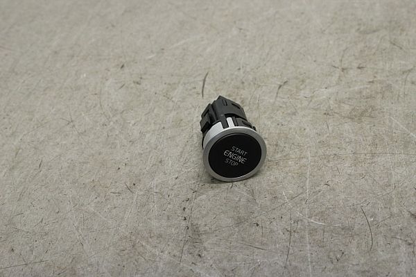 Start- und Stopkontakt VOLVO XC40 (536)