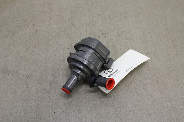 Water pump VOLVO XC60 II (246)