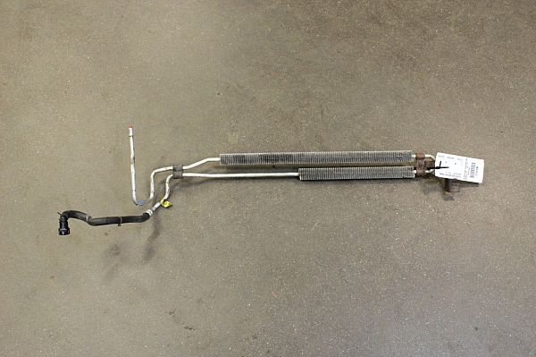 servo refroidisseur d'huile VOLVO V70 III (135)