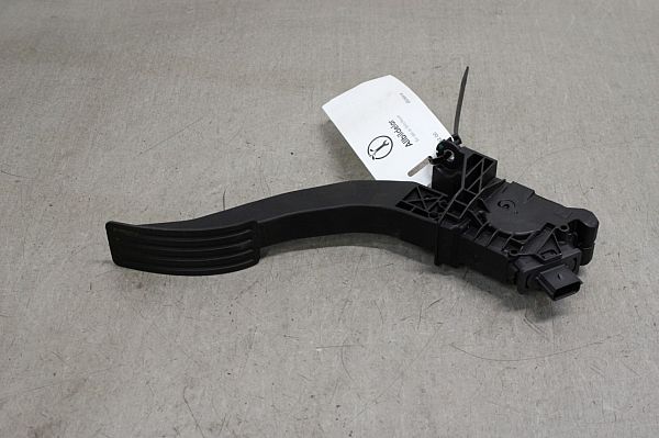 Speederpedal LYNK & CO 01