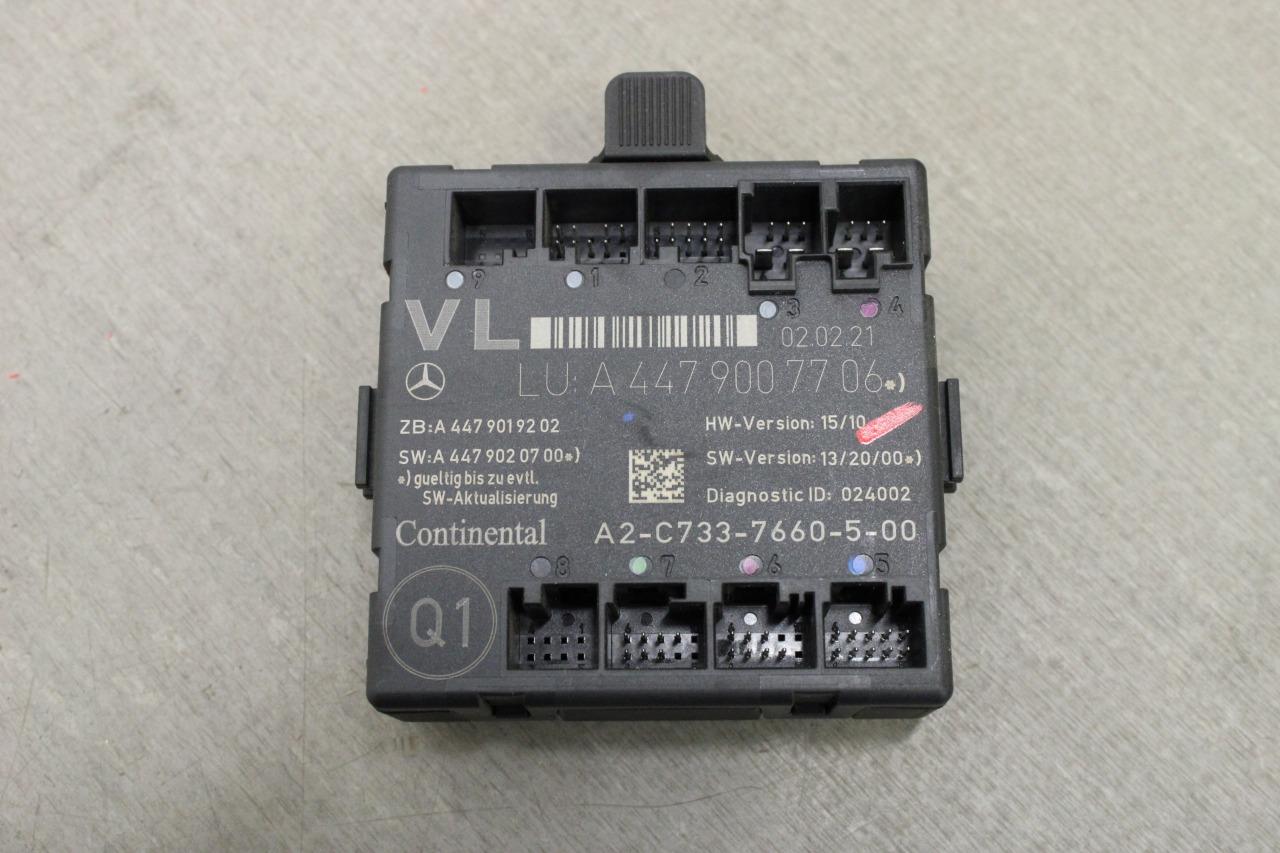 A-447-900-79-06: Controller dør, Comfort Control Module