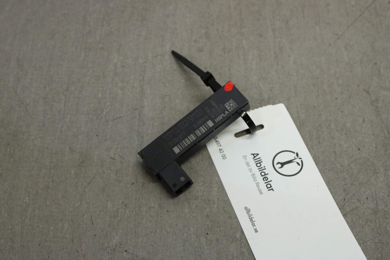 Anteny VOLVO C40