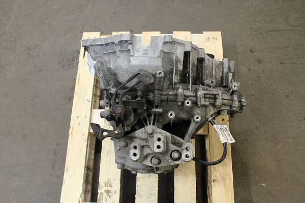 Schaltgetriebe VOLVO XC40 (536)