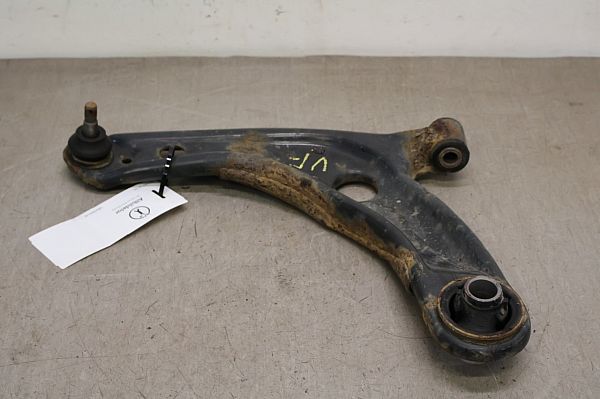 Bærearm forrest nederst TOYOTA YARIS/VITZ (_P13_)