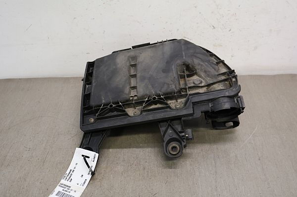 Filtr powietrza PEUGEOT 208 I (CA_, CC_)