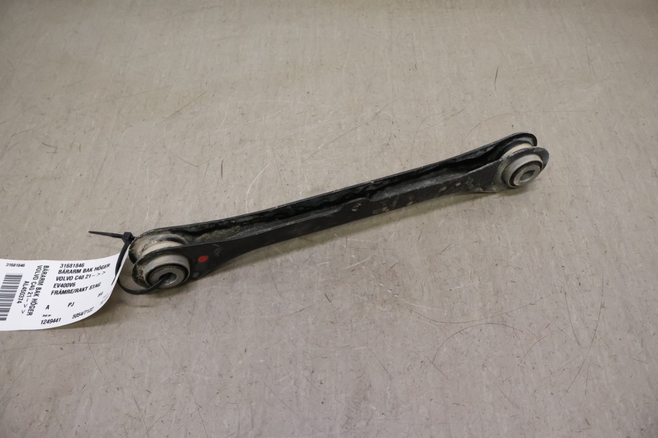 31681846 : Wishbone - rear and Wishbone - rear upper