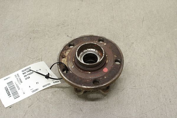 Fornav VW PASSAT Estate (365)