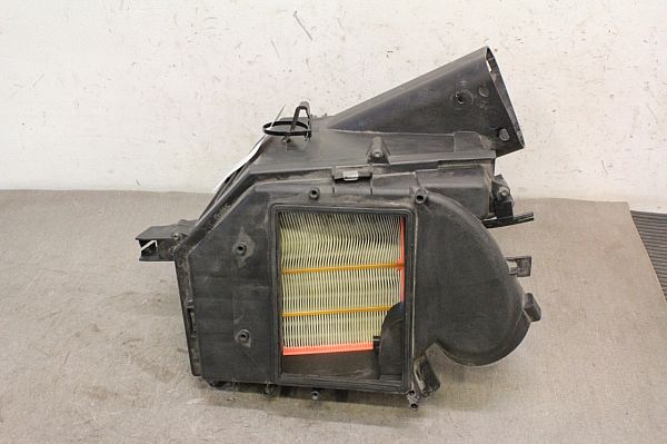 Air filter VOLVO XC90 I (275)