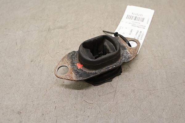 Motorhalter / Motorträger RENAULT CAPTUR I (J5_, H5_)