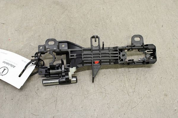 69201-F4010 : Handle - exterior - Autoparts24
