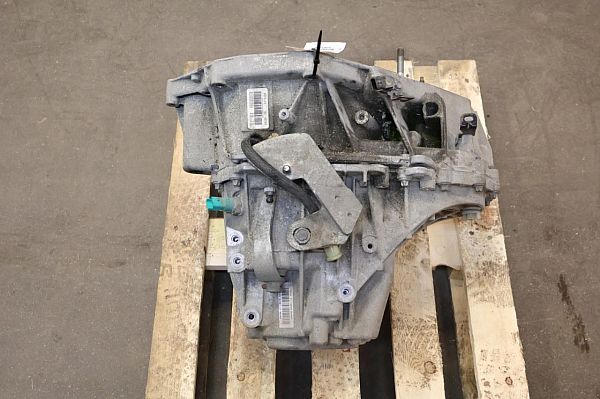 Schaltgetriebe DACIA DOKKER Estate (KE_)