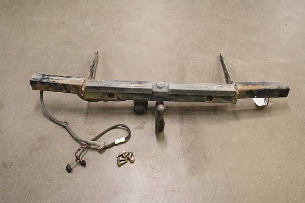 Tow bar kit