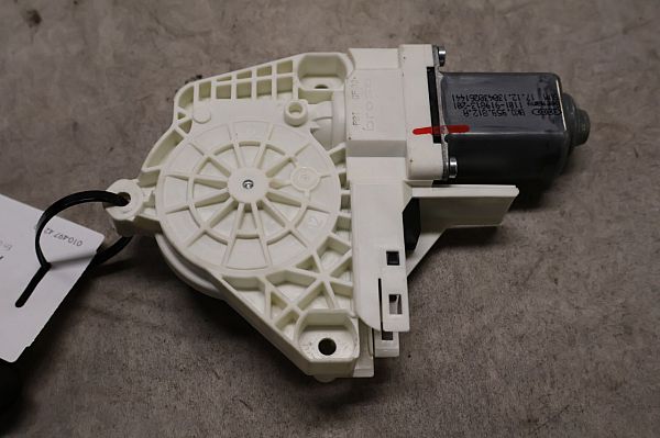 Fensterhebermotor AUDI A4 Allroad B8 (8KH)