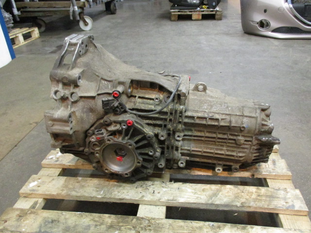 Schaltgetriebe AUDI A6 (4B2, C5)