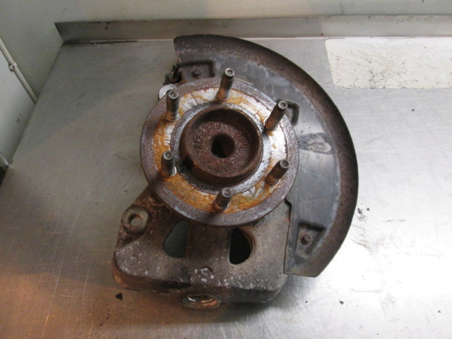 Moyeu de roue LINCOLN NAVIGATOR (UN173)