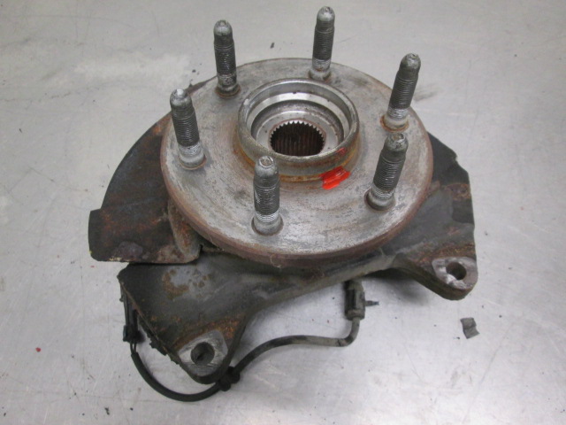 Spindle - front CHEVROLET TAHOE (B2W)