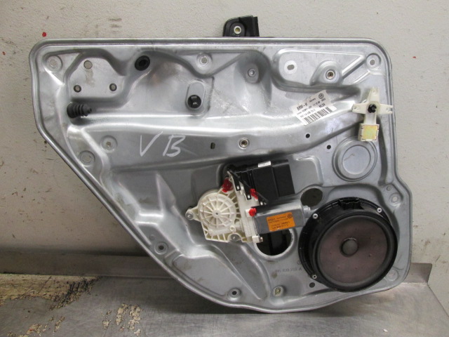 Silnik podnoszenia szyby VW BORA (1J2)