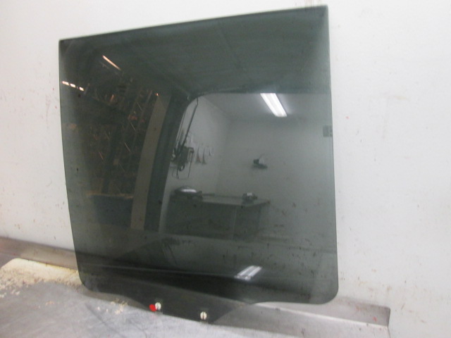 Fenêtre latérale arrière MITSUBISHI PAJERO/SHOGUN Mk III Canvas Top (V6_W, V7_W)
