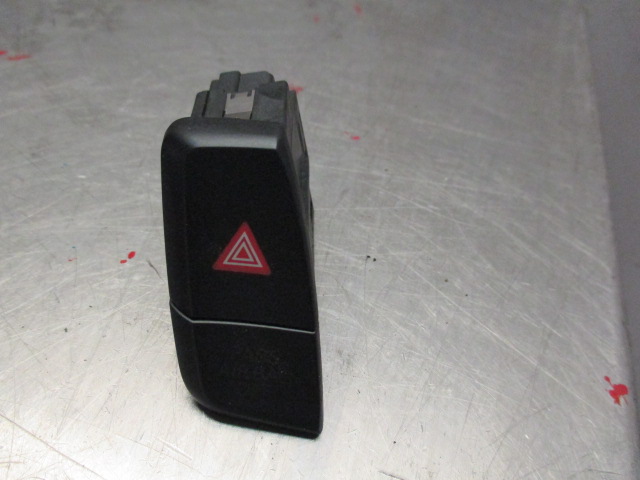 Interrupteur de danger AUDI A5 Sportback (8TA)