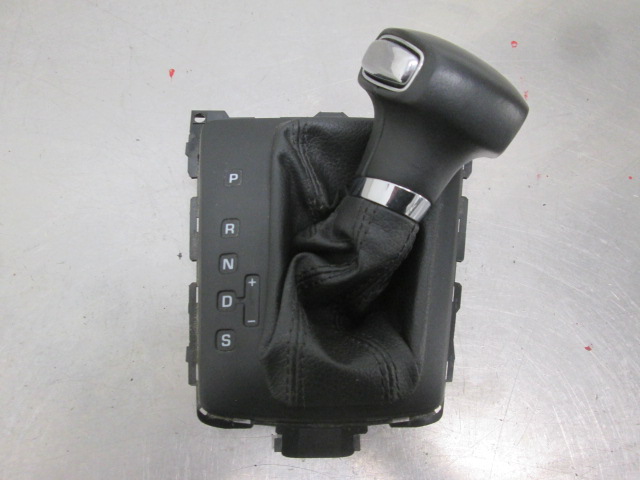 Gear knop SKODA OCTAVIA II Combi (1Z5)