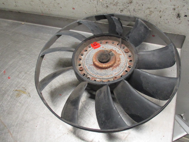 ventilateur VW PASSAT (3B3)
