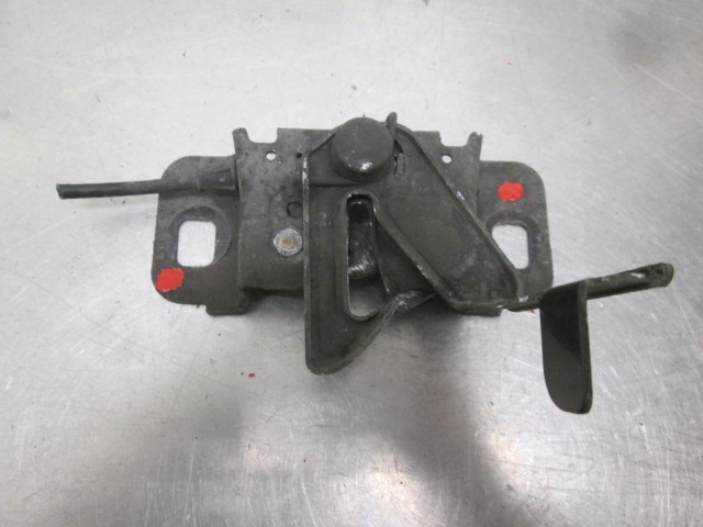 Motorkap slot CHEVROLET CAPTIVA (C100, C140)