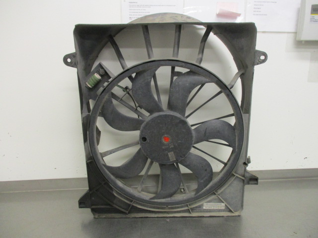 Radiator fan electrical DODGE NITRO