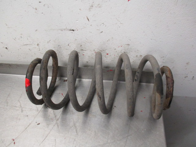 Rear spring - coil JEEP GRAND CHEROKEE Mk II (WJ, WG)