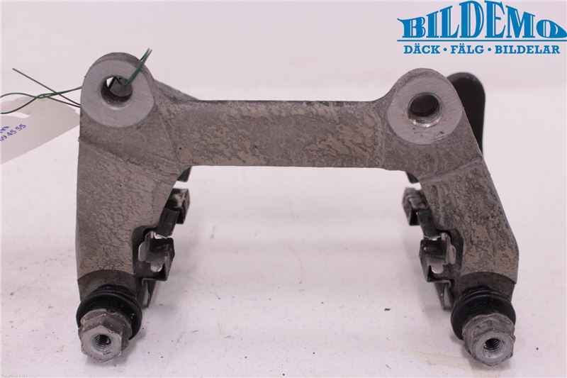 Brake caliper carrier