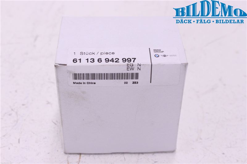 Tow bar socket