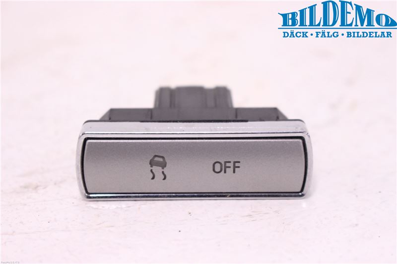 Traction control switch