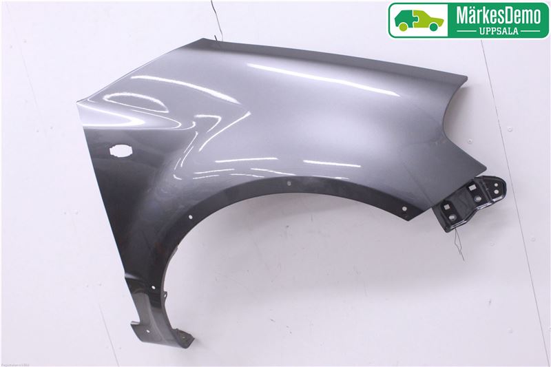 Front wing right SUZUKI SX4 (EY, GY)