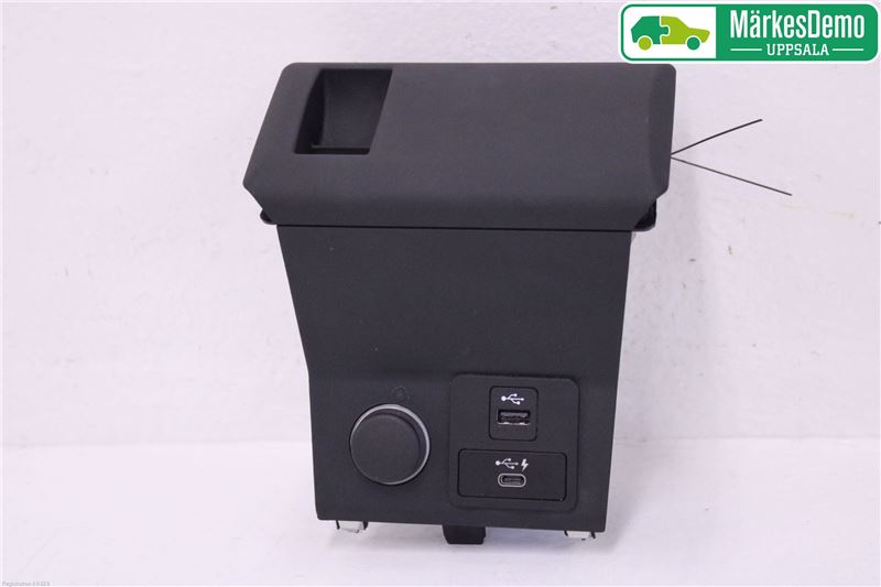 USB socket connector