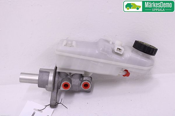 Brake - Master cylinder TOYOTA AURIS (_E15_)