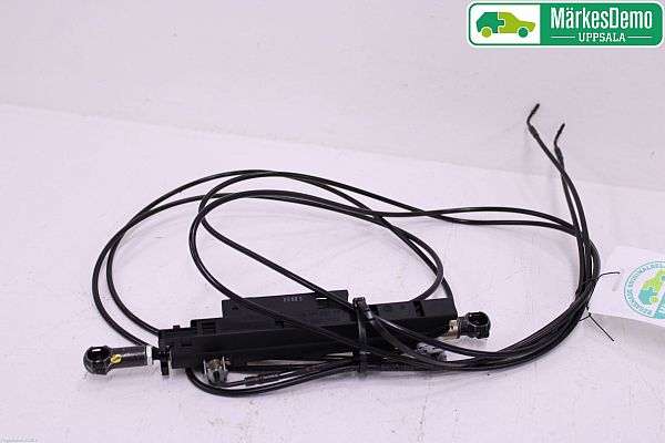Convertible roof main ram cylinder
