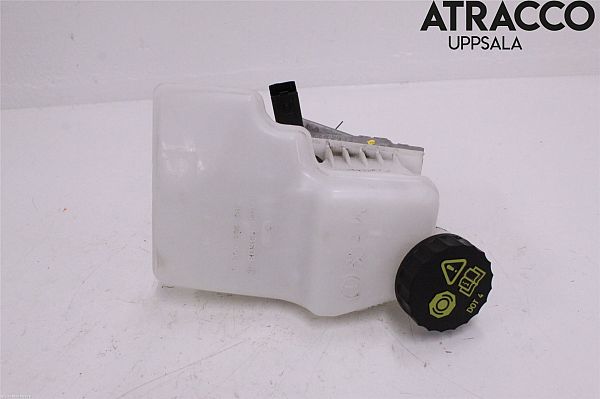 Brake - Master cylinder OPEL GRANDLAND X (A18)