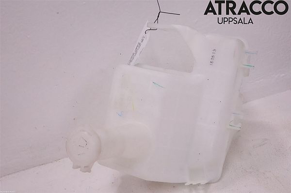réservoir d'eau pour essuie glace MITSUBISHI MIRAGE / SPACE STAR Hatchback (A0_A)
