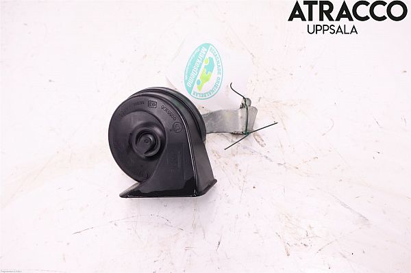 Horn VOLVO V60 I (155, 157)