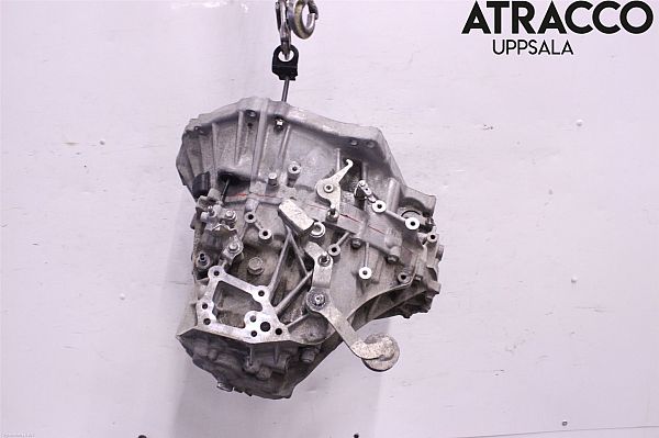 Schaltgetriebe TOYOTA AURIS (_E18_)
