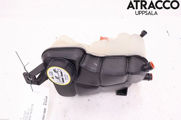 Coolant expansion tank