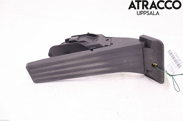 ®️ BMW Accelerator Pedal Module - Genuine BMW 35406889822 | FCP