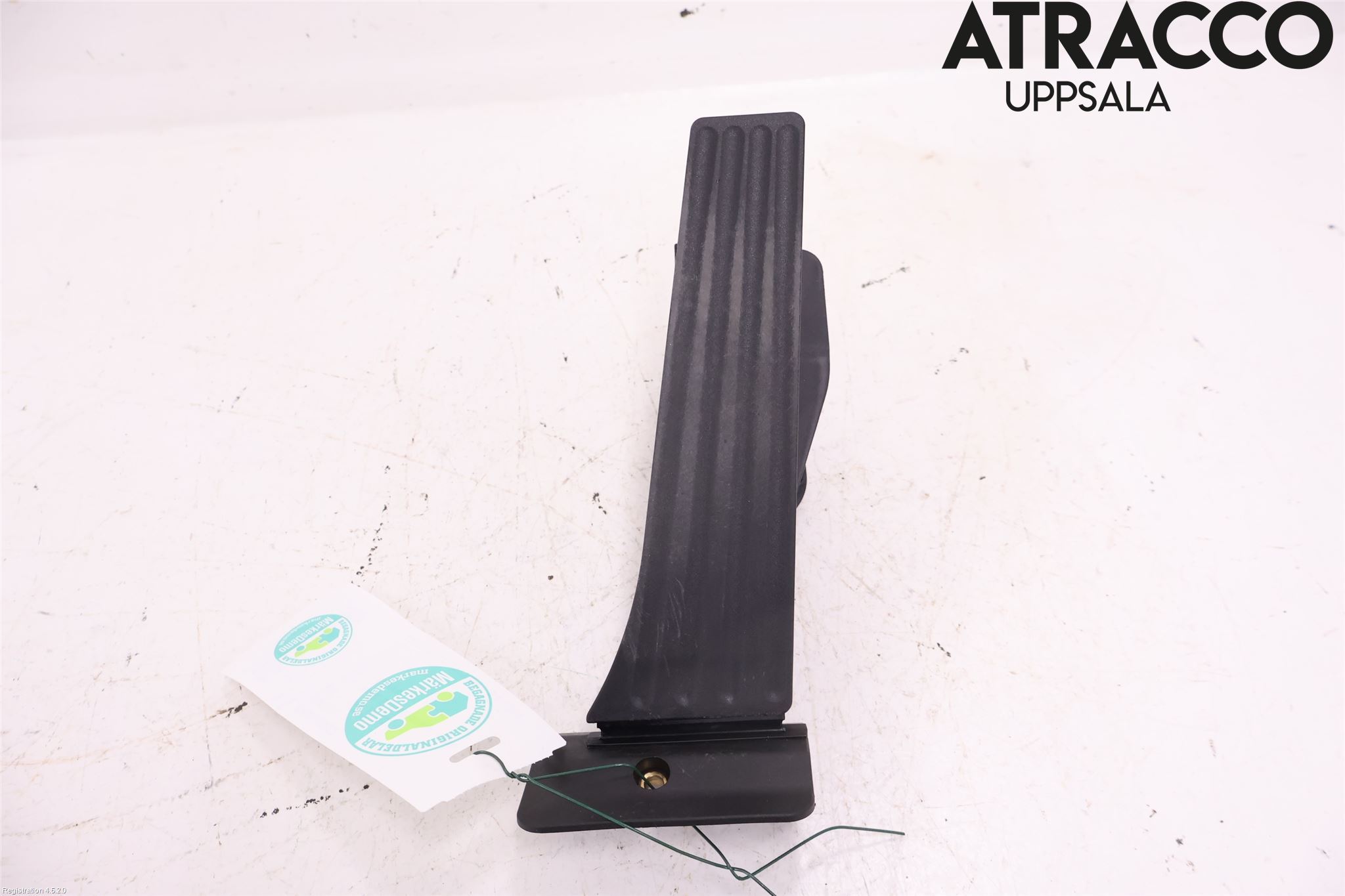 うる BMW X1 (F48) Accelerator pedal 35406889822