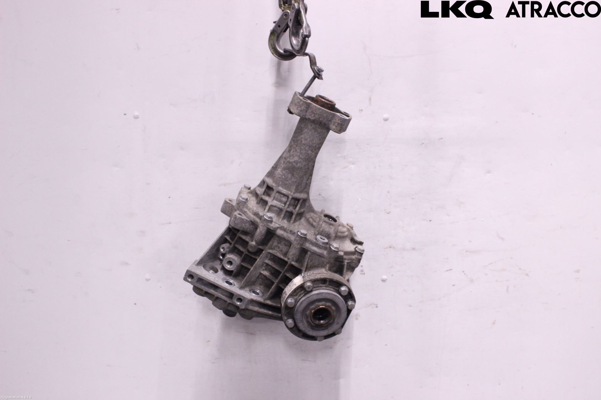 55573146: Transfer - gear-box, Front axle assembly lump